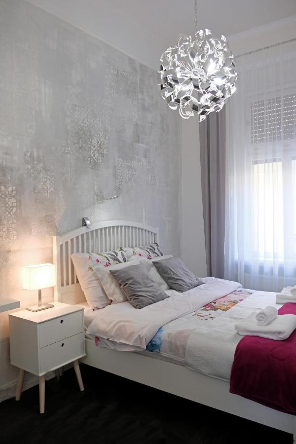Decor *